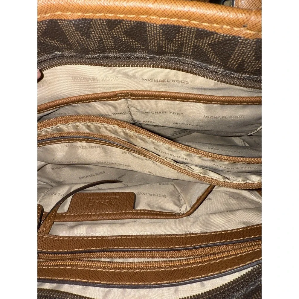 Michael Kors‎ hand bag - Picture 3 of 7